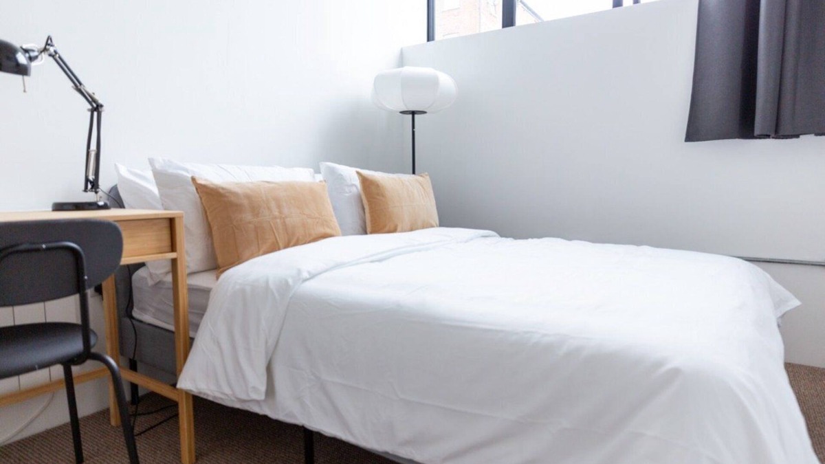 Woodhouse Apartment | Quiet elegance in North London