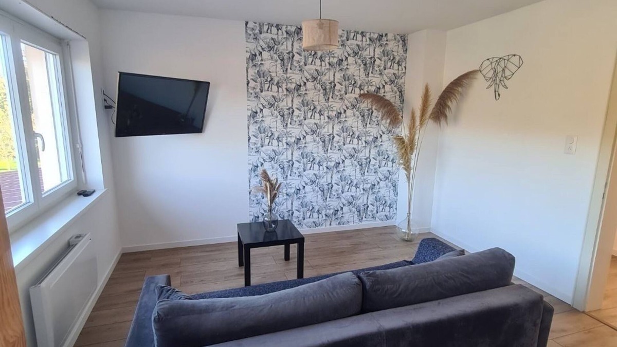 Troisfontaines Apartment | Quiet F4 apartment