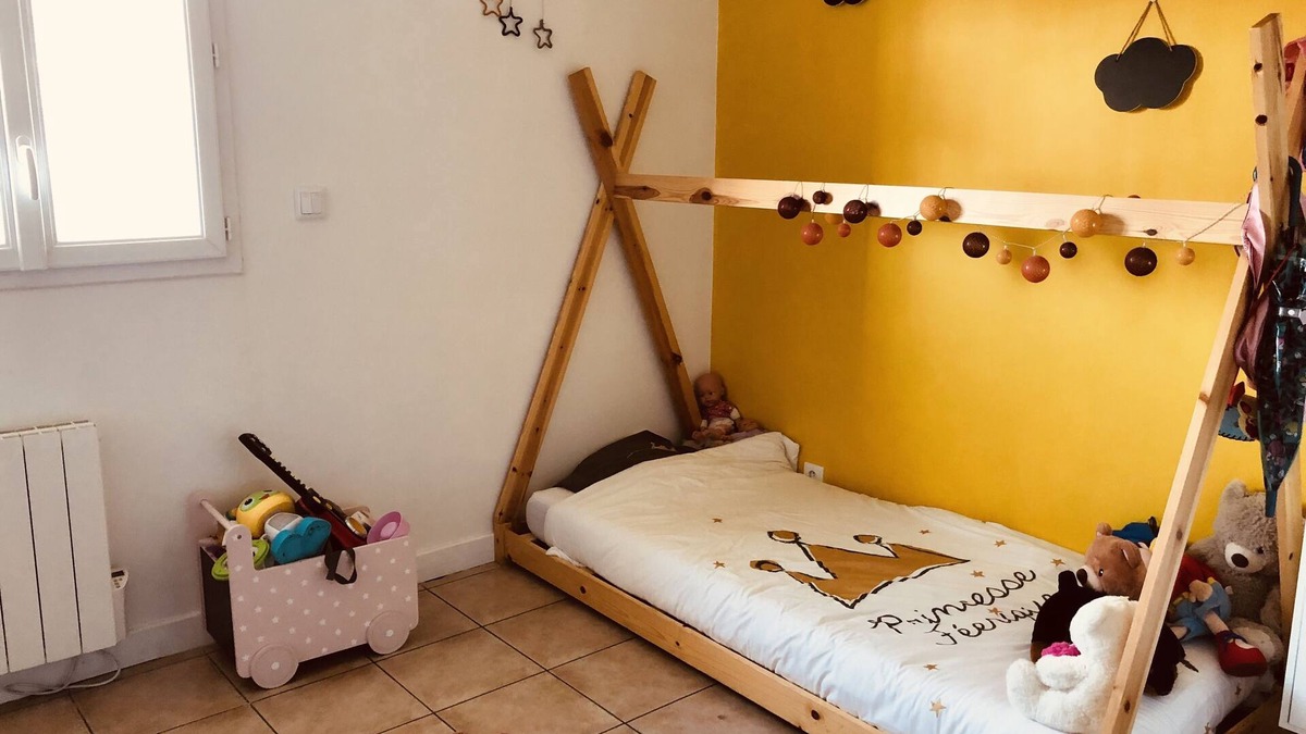 Saint-Medard-en-Jalles House | Quiet family home 15 min from Bordeaux