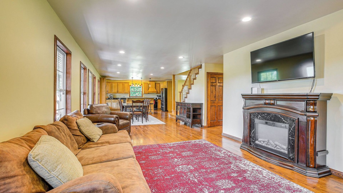 Hamden Cabin | Quiet Family Cabin in Hamden: Hot Tub + Game Room!