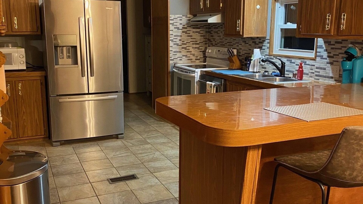 Parks Other | Quiet Farmhouse on 30 acres.