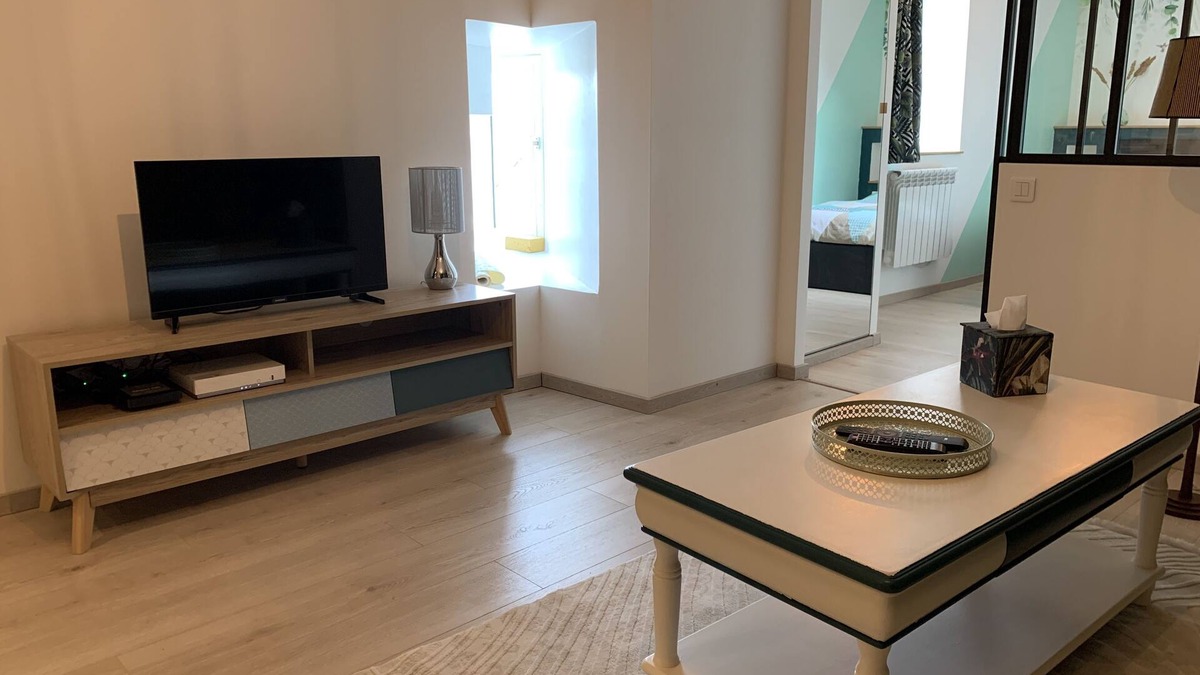 Meung-sur-Loire Apartment | Quiet, fully-equipped apartment in the heart of Meung/Loire