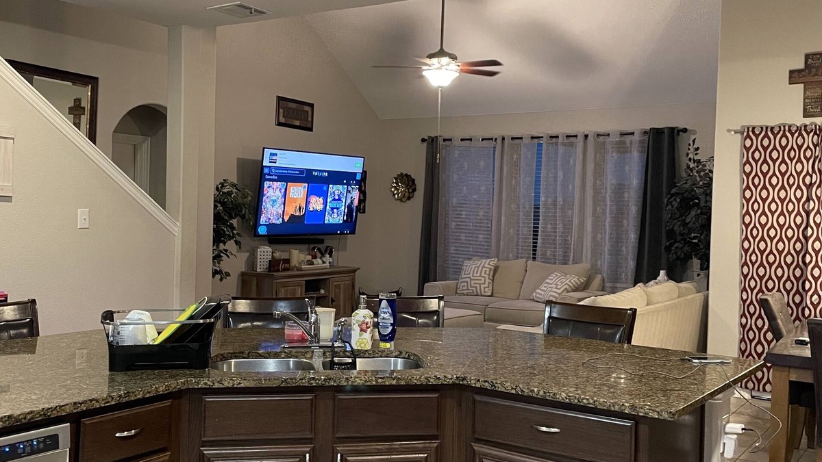 Fort Worth House | Quiet Golf Community 2bedroom Office home Pet Friendly
