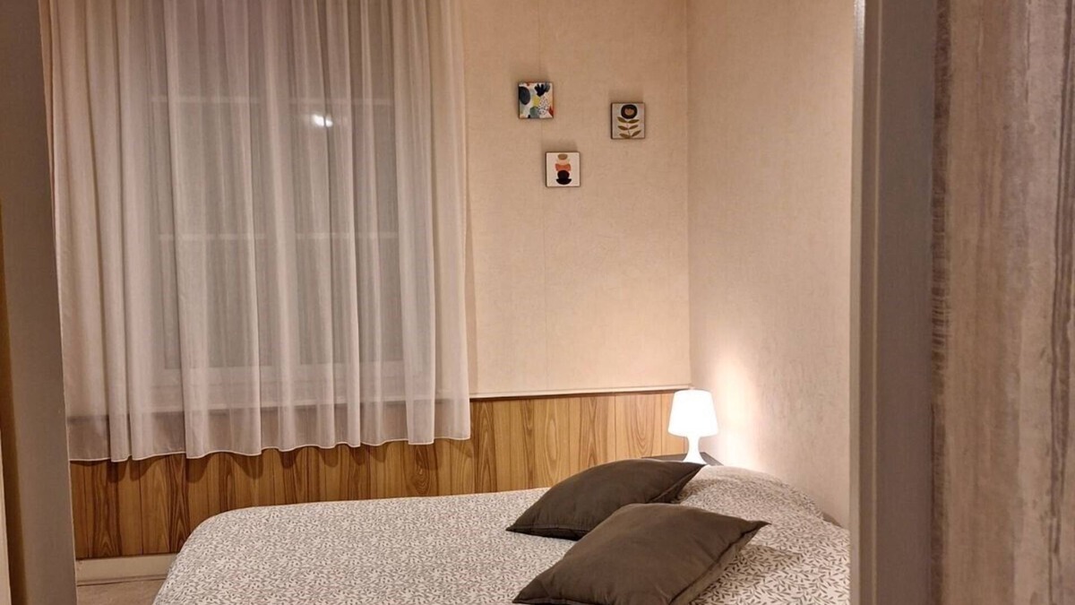 Charleville-Mezieres Apartment | Quiet ground floor apartment in the heart of Charleville-Mézières