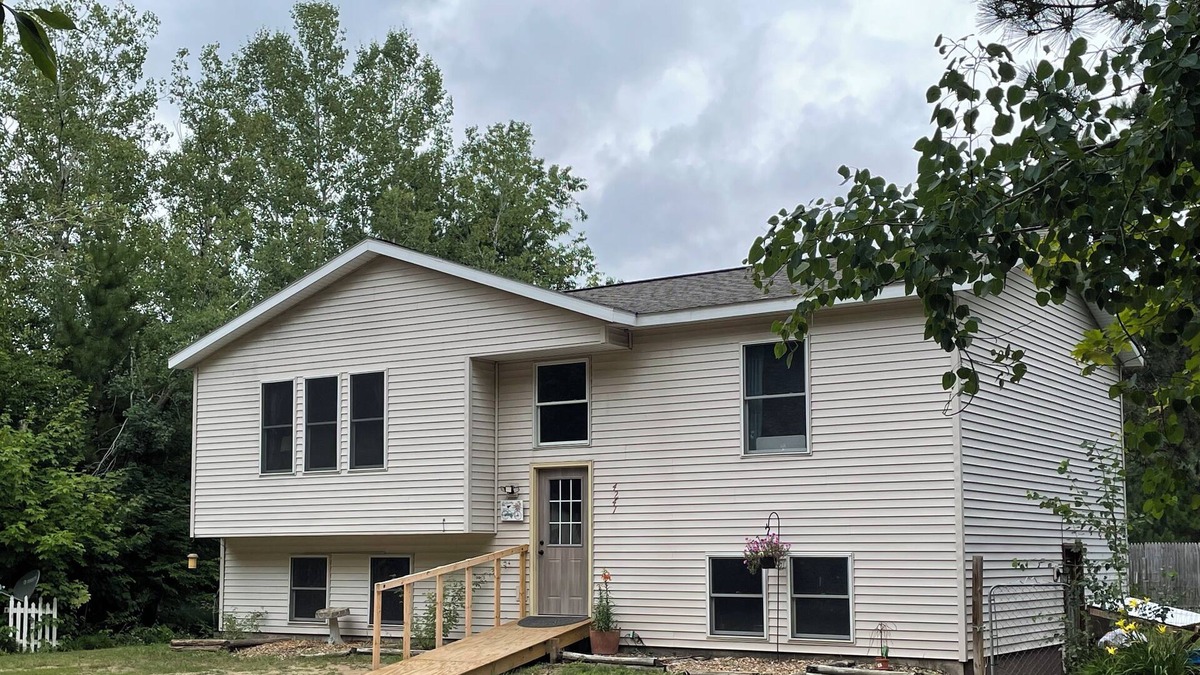 Elmira House | Quiet, hideaway