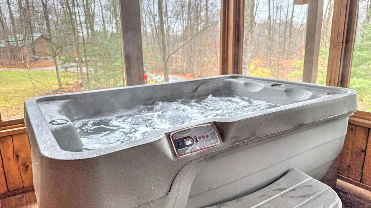 Millersburg Cabin | Quiet Hideaway with Easy Access to Attractions