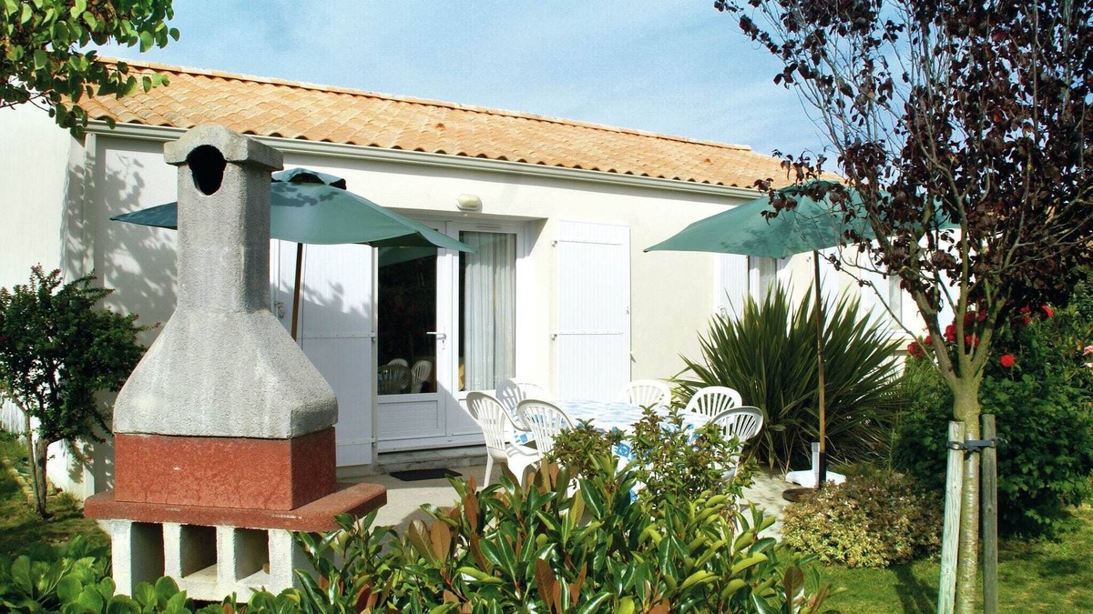 Bourgenay House | Quiet holiday home by the sea in the Loire