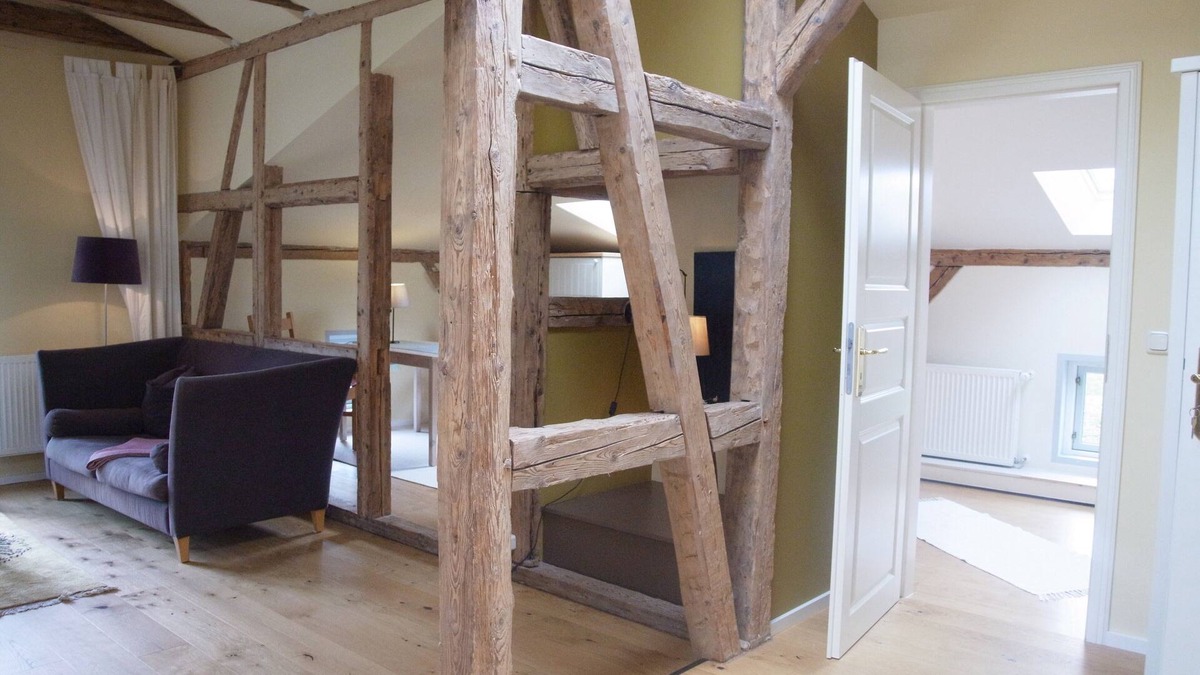 Kluetz Apartment | quiet holiday overlooking the pond, park and forest edge