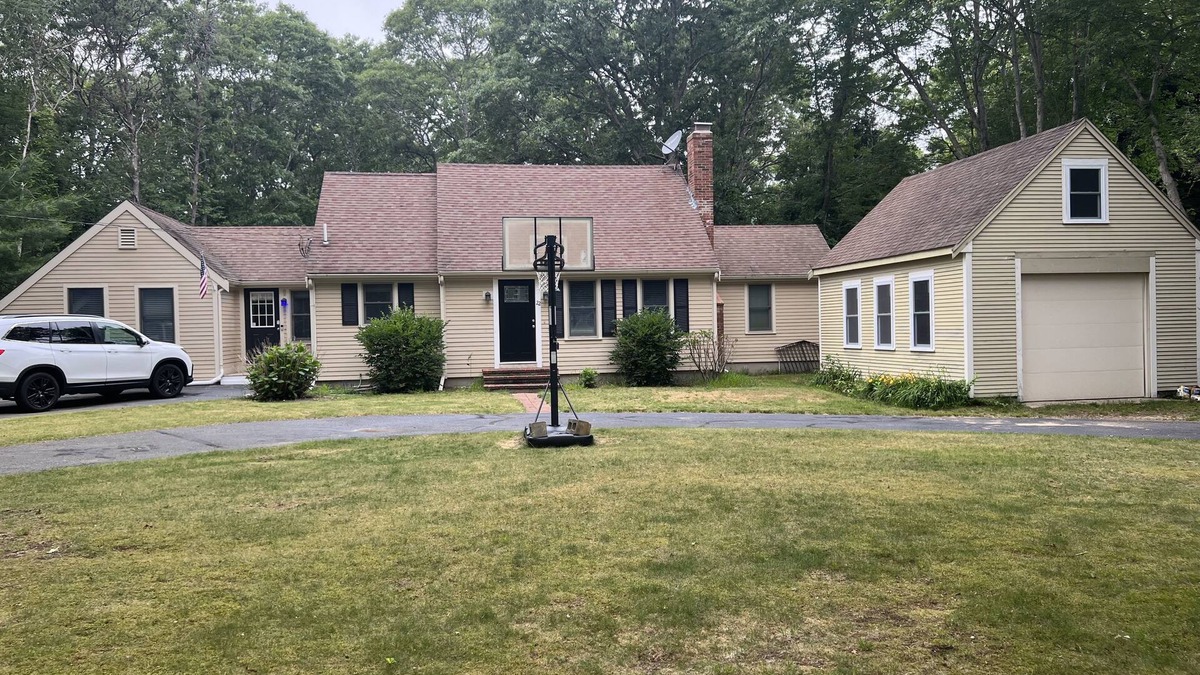Marstons Mills House | Quiet home in quiet neighborhood on Cape Cod!