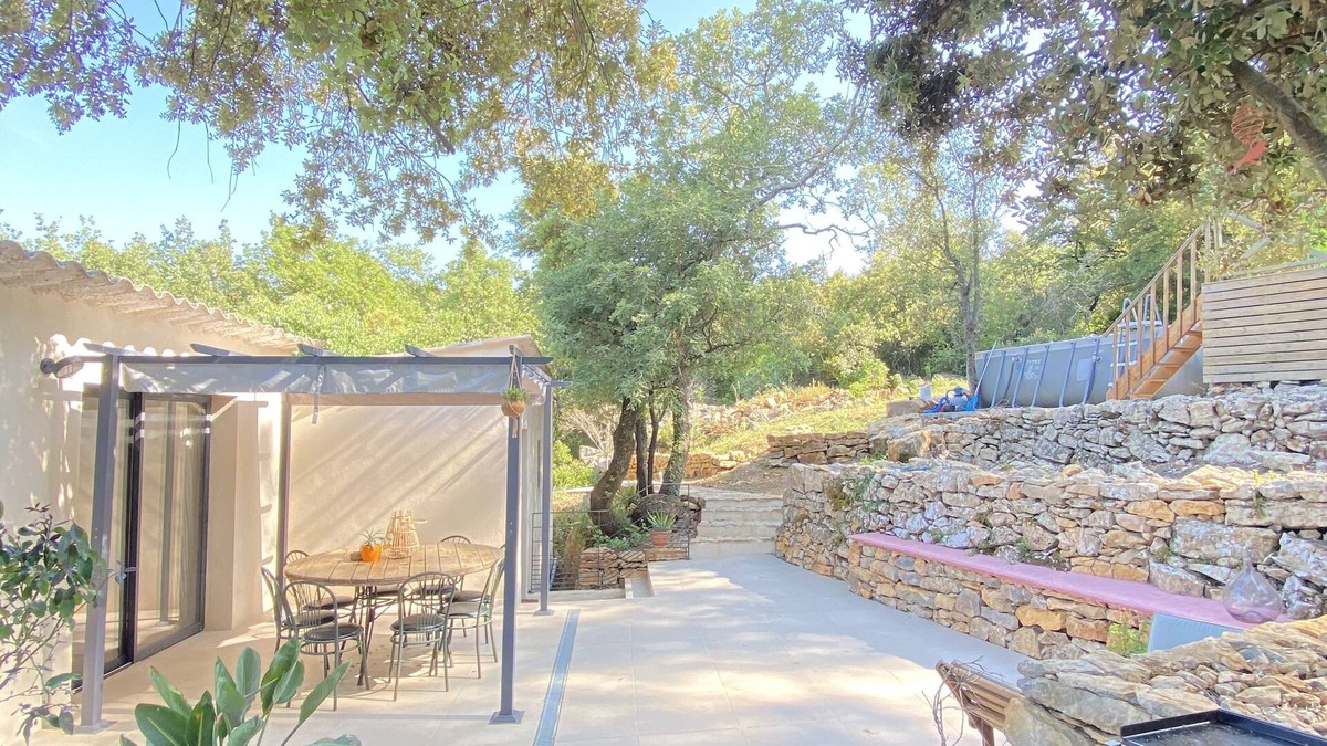Cuers House | quiet house in the terraces