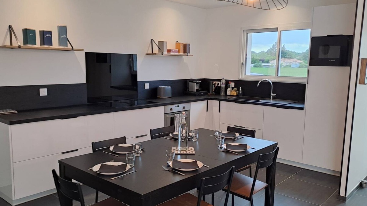 Salles-en-Toulon House | Quiet house near Vienne