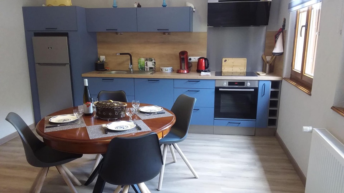 Maisonsgoutte House | Quiet house with beautiful hiking trails to recharge your batteries