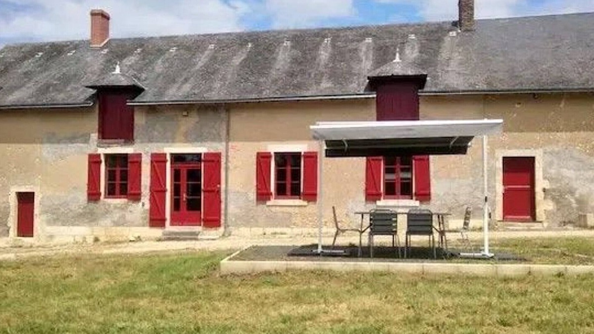 Arthon Cottage | Quiet house with large garden in Berry, near Châteauroux
