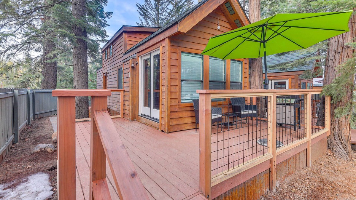 Lake Almanor Peninsula Cabin | Quiet Lake Almanor Cabin, Steps to Fishing