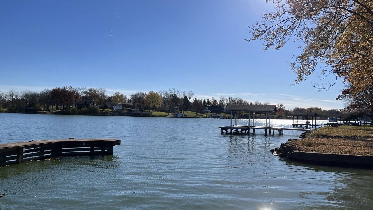 Jamestown House | Quiet Lake Retreat close to Dayton