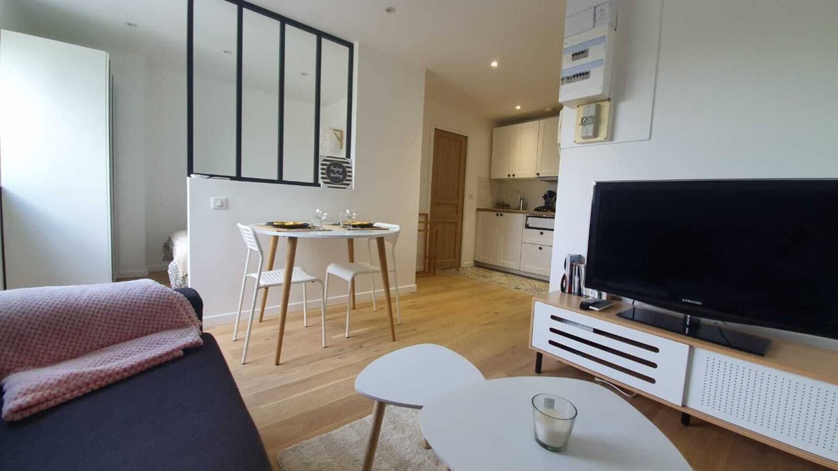 Ozoir-la-Ferriere Apartment | Quiet lilacs between Paris and Disneyland