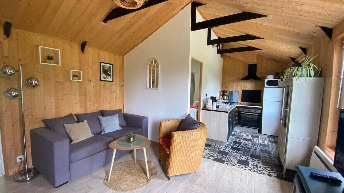 Les Moitiers-d'Allonne House | Quiet location, 5 minutes from Barneville-Carteret and the beach!
