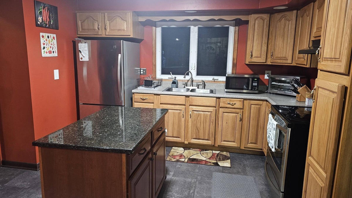 Millport House | Quiet location on 10 acres. Central to Ithaca, Corning, and Watkins Glen
