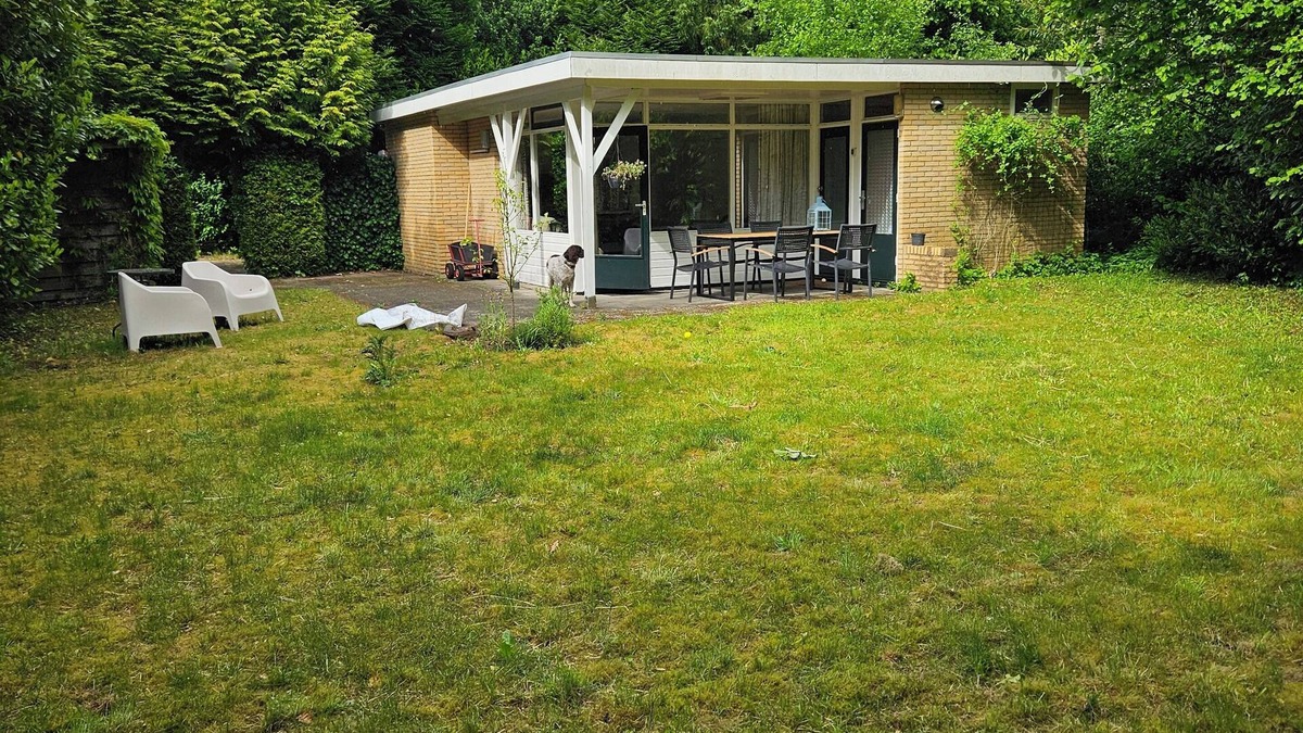 Gasselte House | Quiet location with enclosed garden offering plenty of privacy, pets welcome.