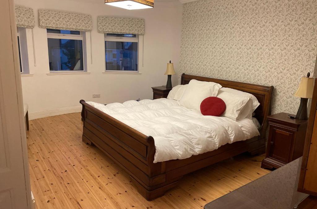 Galway Bed & Breakfast | Quiet luxury walk to the sea