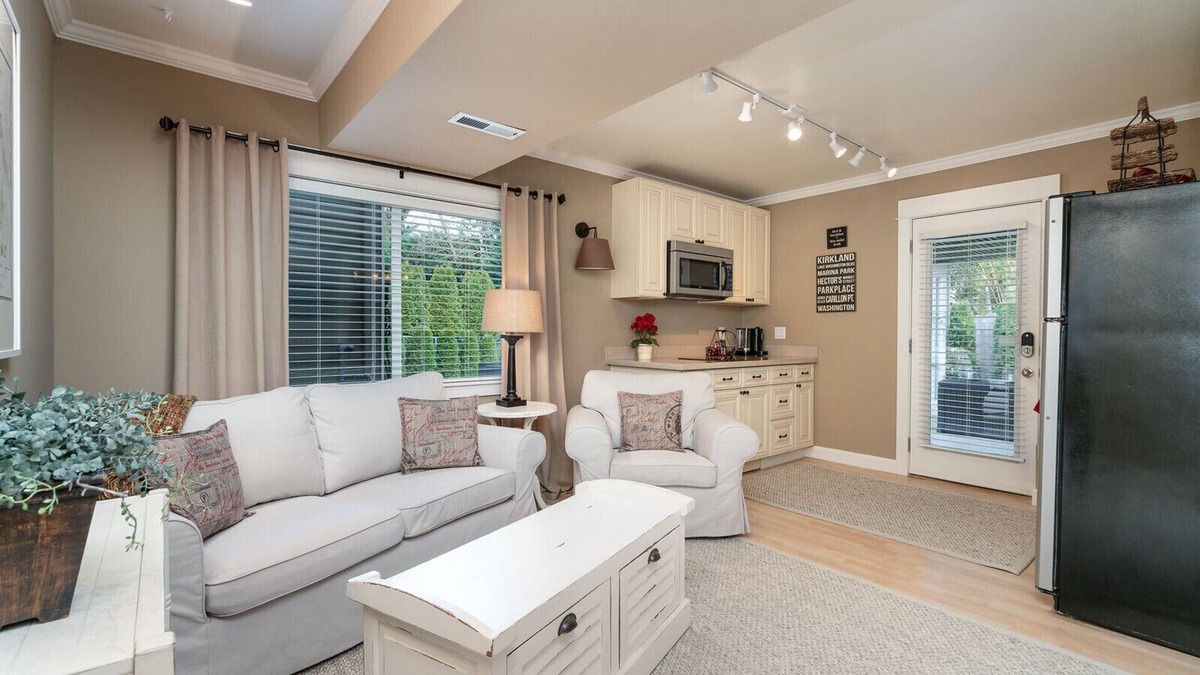 Norkirk House | Quiet MIL near Downtn Kirkland