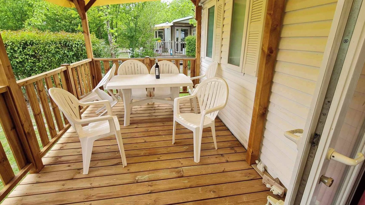 Cadenet House | Quiet mobile home facing the lake