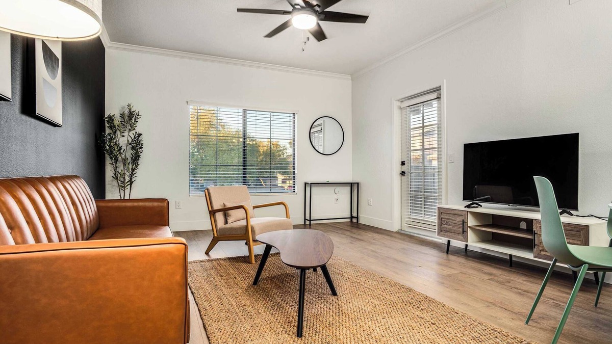 Chandler Apartment | Quiet Modern 1BR Pickleball, Pool, Parking, Gym 08