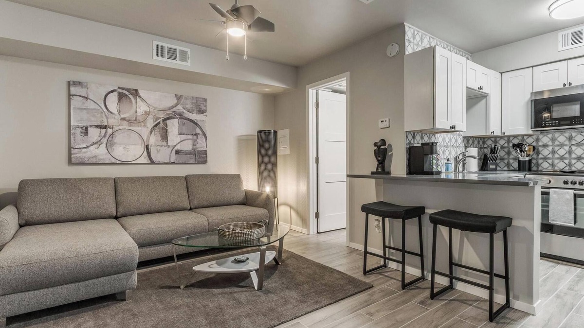 Oklahoma City Condo | Quiet Modern Heavenly Paradise Love and Balcony + Free Coffee near Lake Hefner