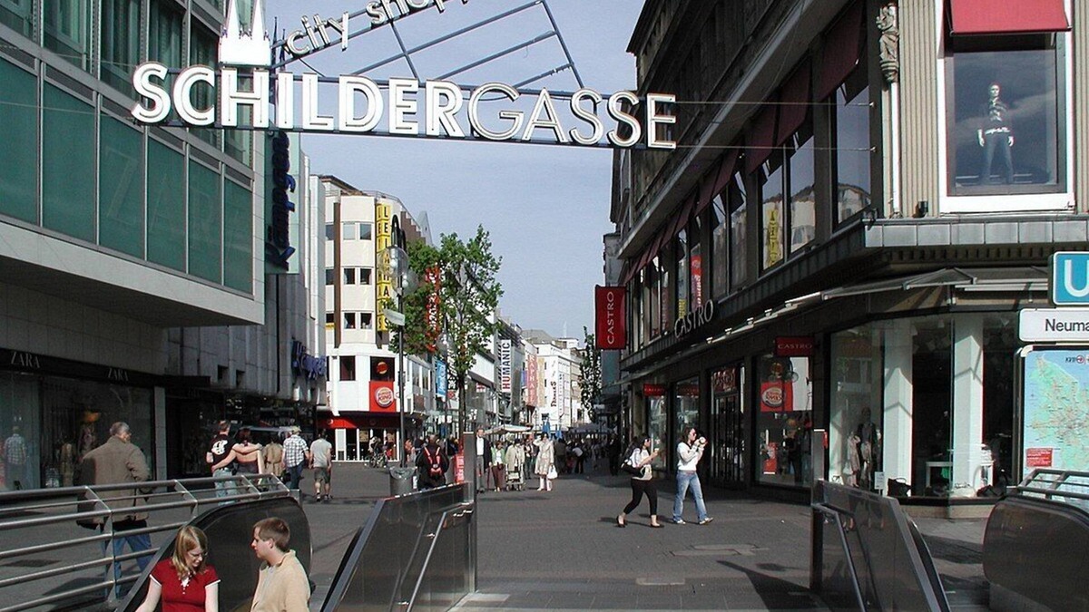 Old Town Apartment | Quiet, modern studio with kitchenette in direct city location