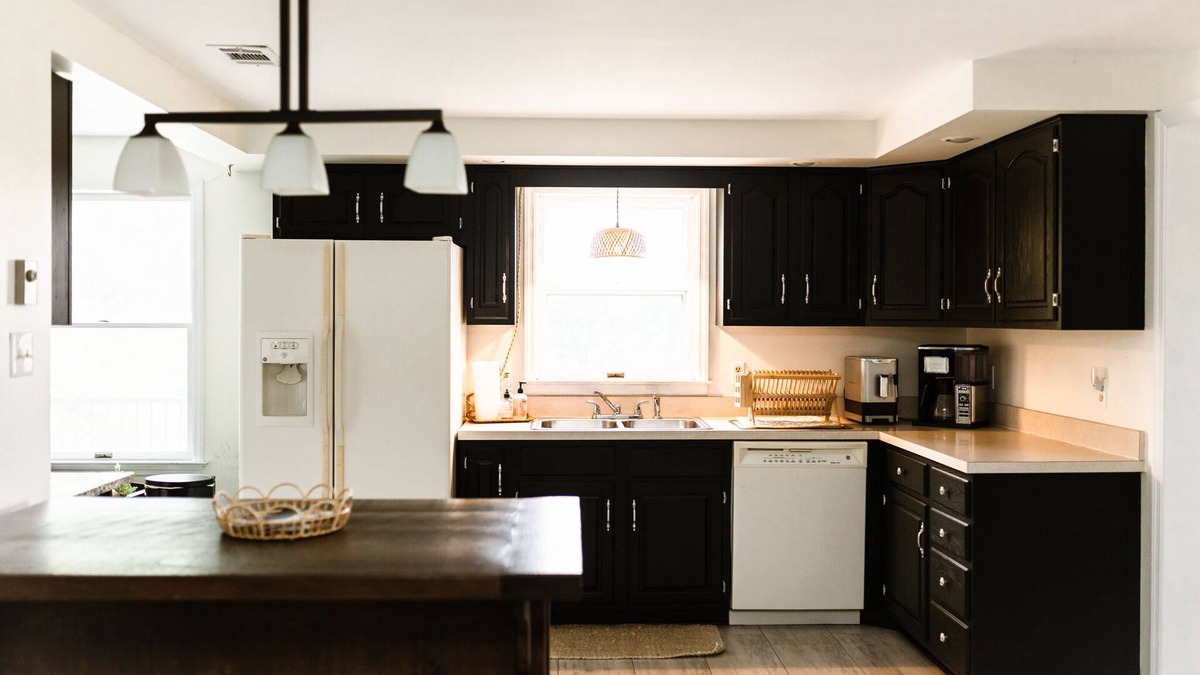Fishertown House | Quiet Nature Getaway; minutes to Whispering Hollow