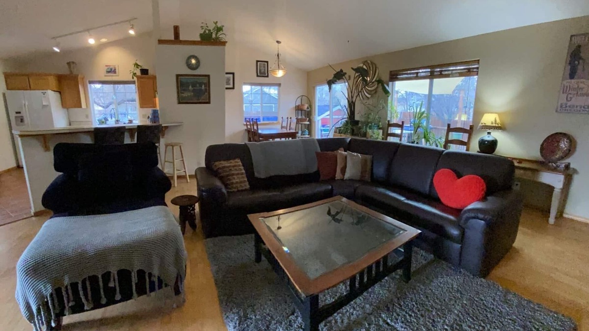 Mountain View House | Quiet Neighborhood * Convenient Location * Fenced Yard* Easy Access