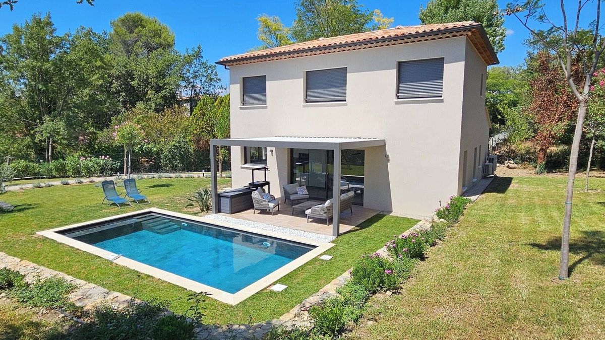 Les Baraques Villa | Quiet new villa with pool. 4 bedrooms sleeps 8