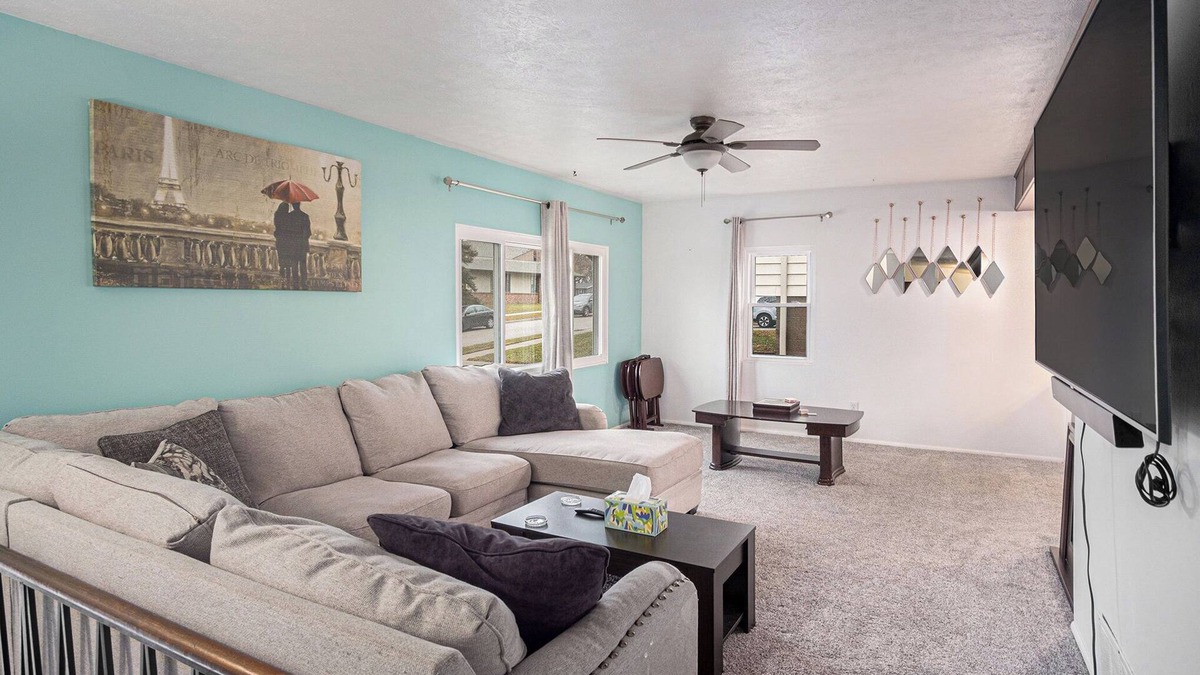 North Central Omaha House | Quiet Parkside Home with Gym & Dedicated Office. Central Location.