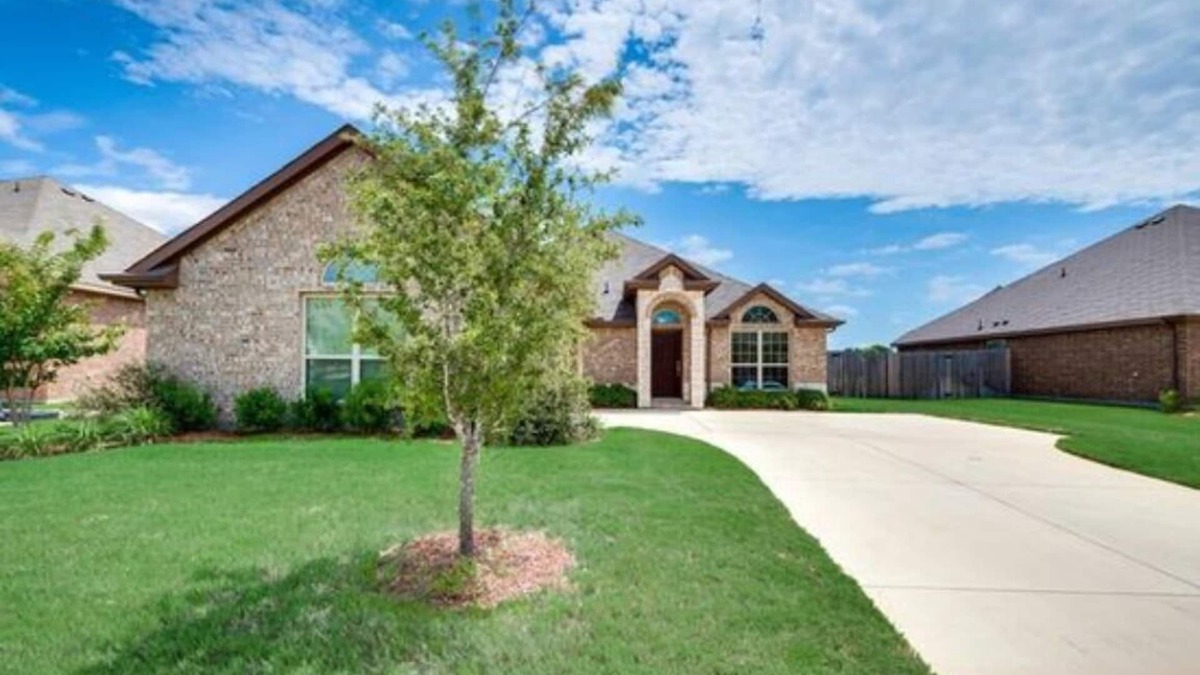 DeSoto House | Quiet, peaceful, clean and perfect for you!