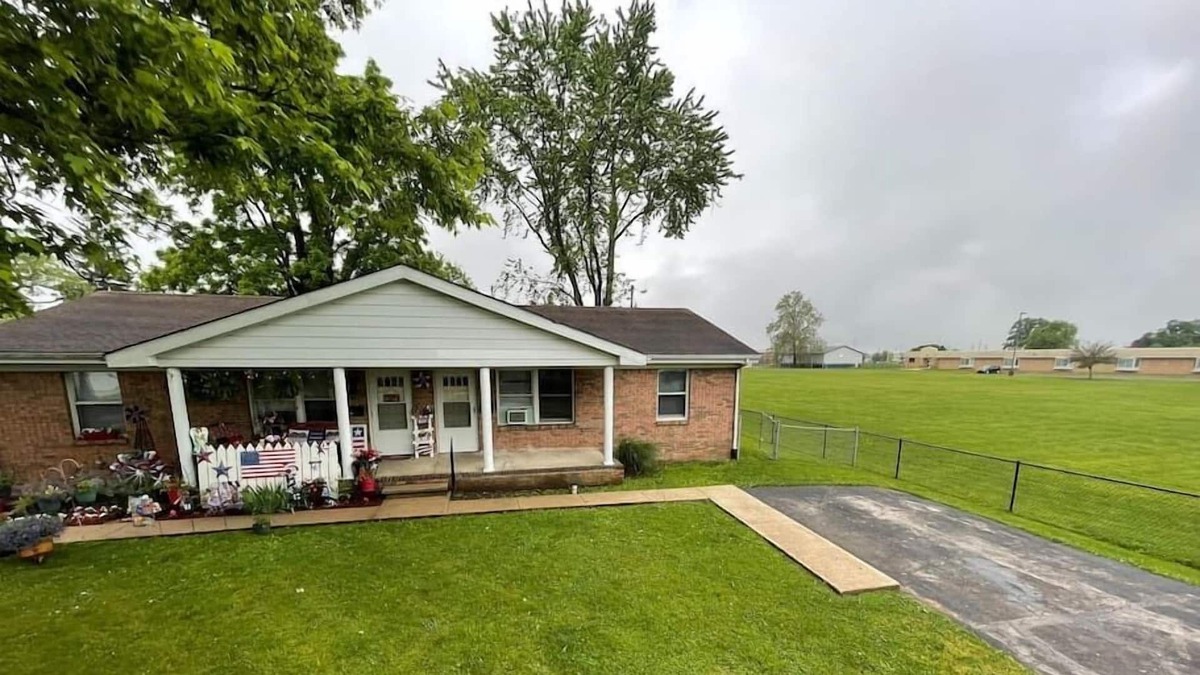 Franklin House | Quiet, Peaceful Home in Franklin, Sleeps 6!