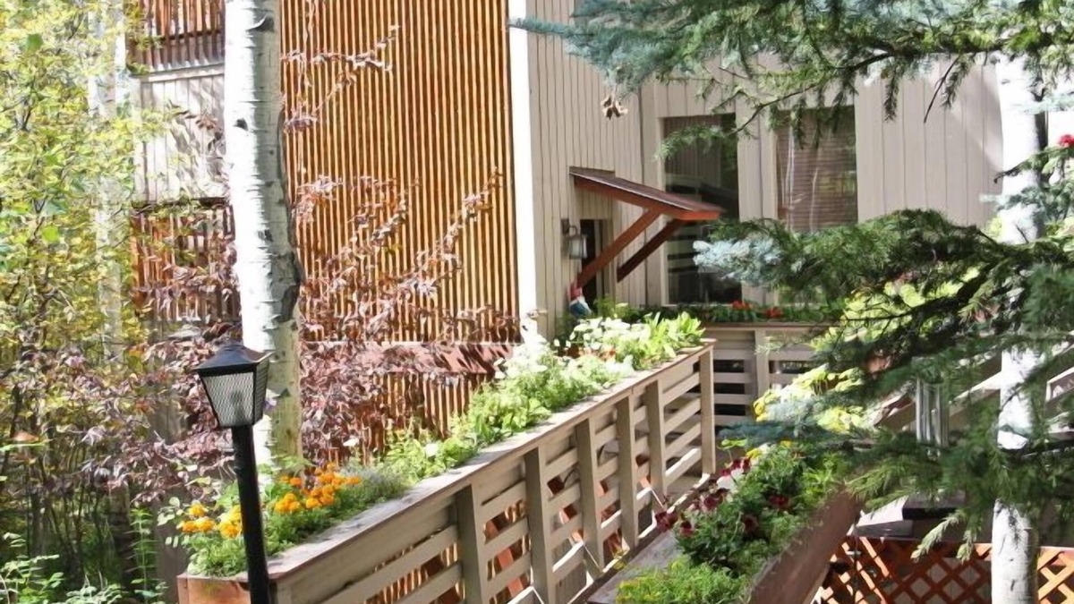 Snowmass Village House | Quiet, Peaceful, Spacious, Private Hot Tub, Well Appointed, 2 min. from lifts