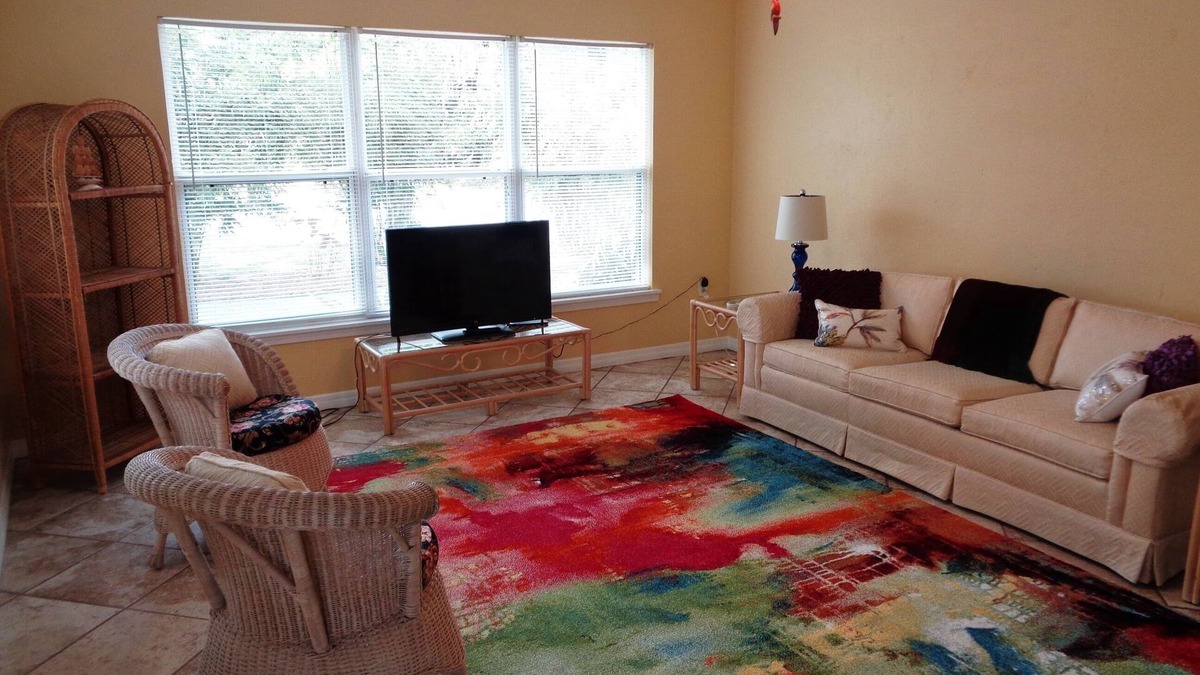 Broadview Manor Cottage | Quiet, Picturesque Living Close to Downtown Fort Myers Russell park area 33905