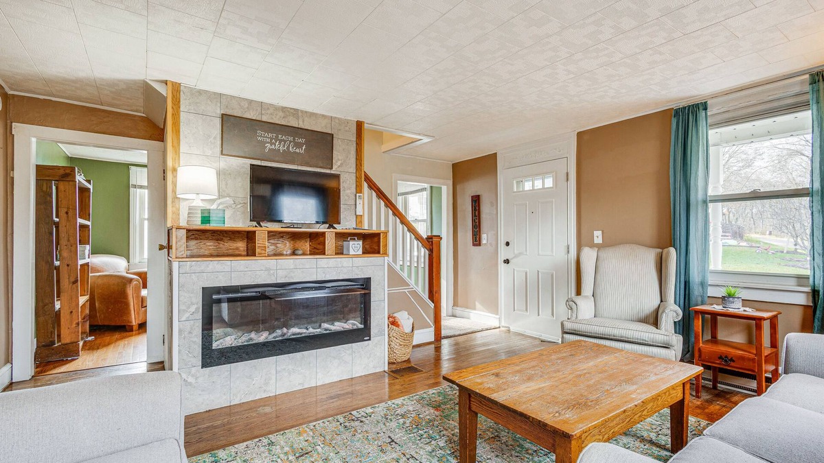Mifflin House | Quiet Port Royal Home w/Deck, Near Juniata River!