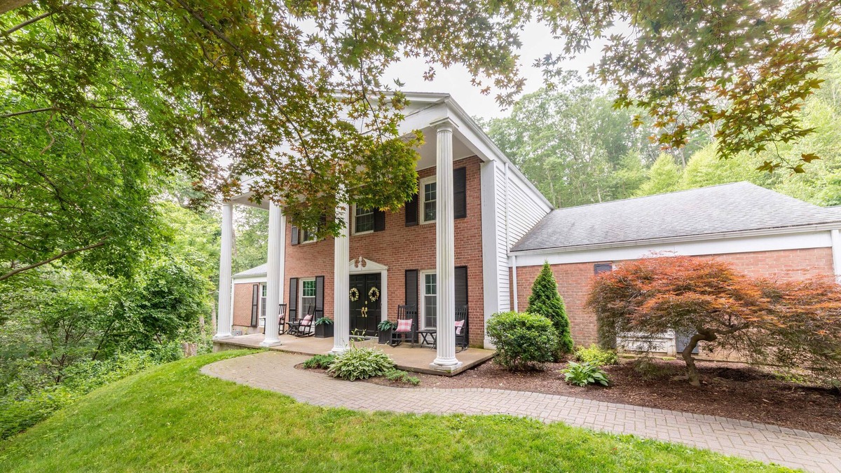 Middletown House | Quiet, private location close to Wesleyan University & downtown Middletown.