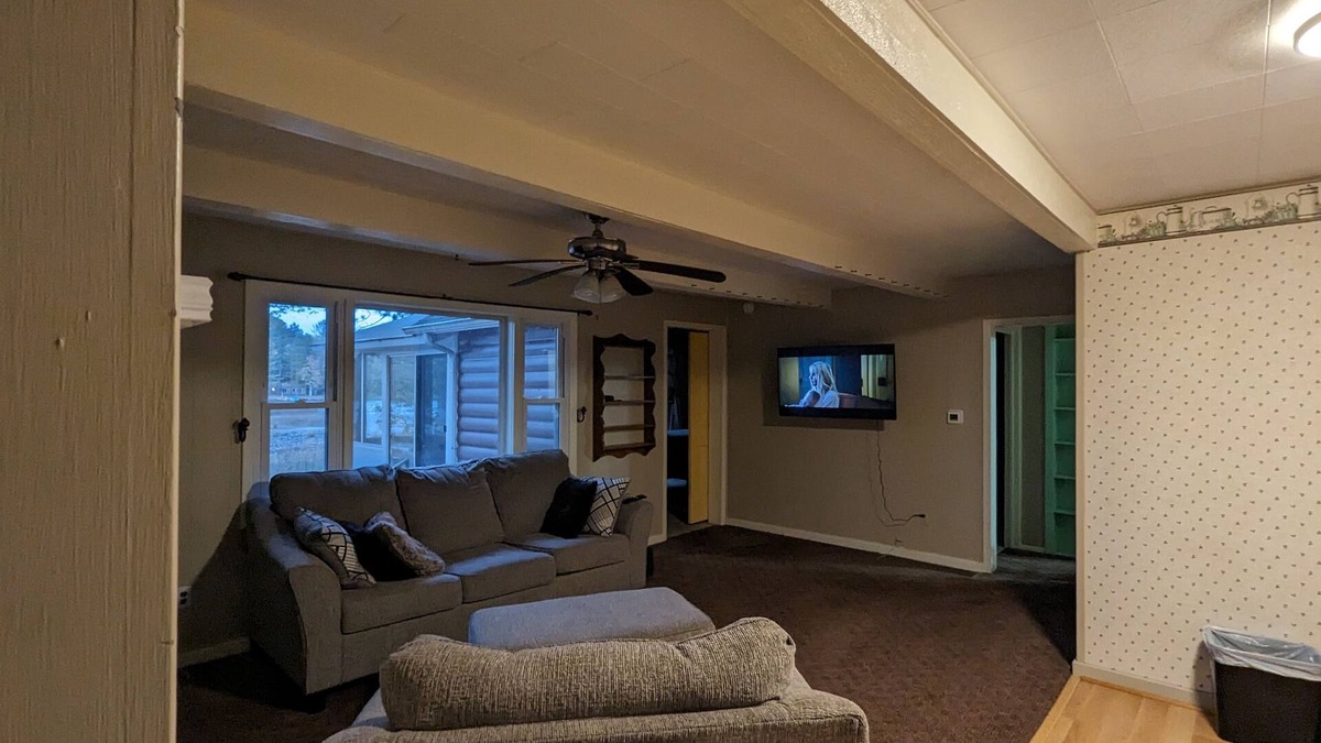 Atlanta House | Quiet, relaxing,beautiful riverside home located on Thunderbay River