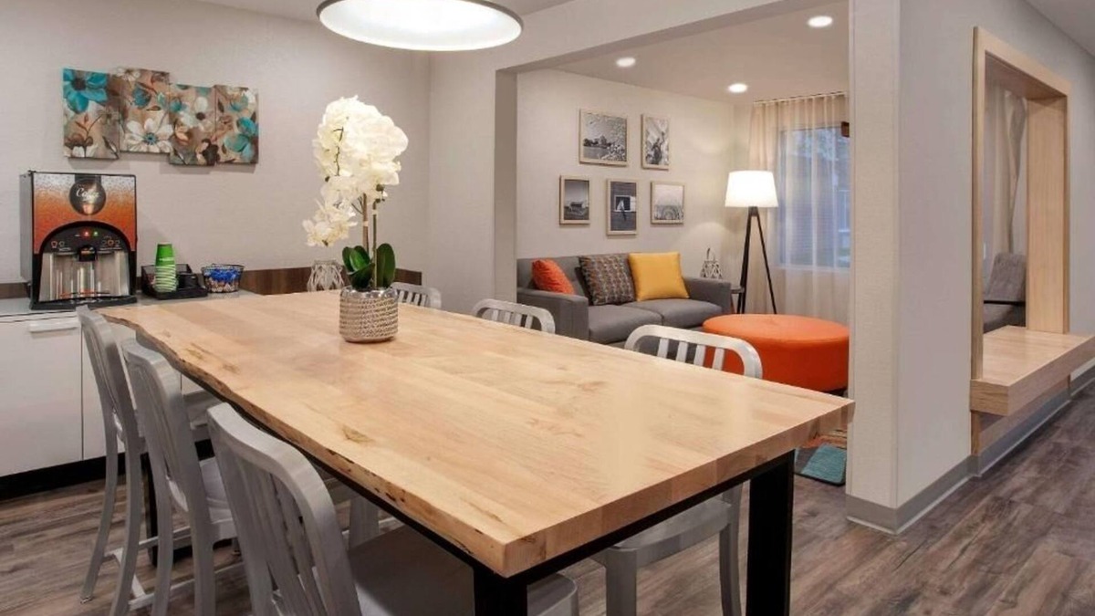 Greenbelt Hotel | Quiet Room w/Cooking Setup – Near University of Maryland & Metro Stop, 2 Units