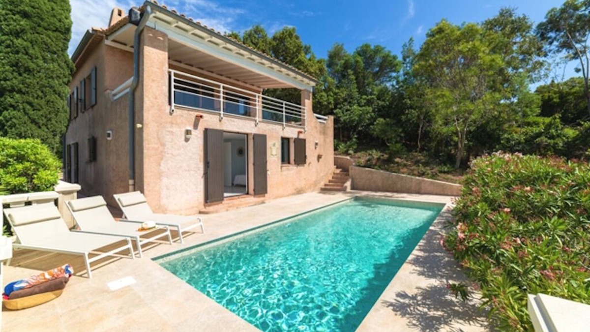 Antheor Villa | Quiet, sea view and close to tourist areas