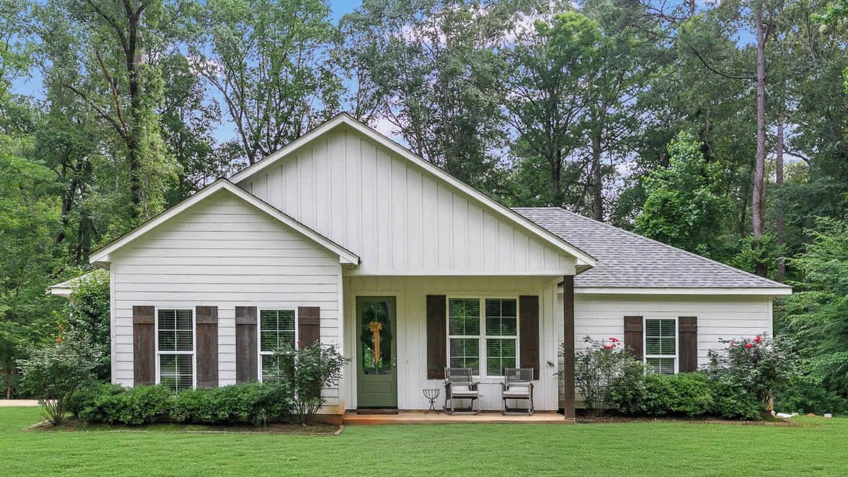 Lincoln Parish House | Quiet, Secluded, Clean, & Fresh