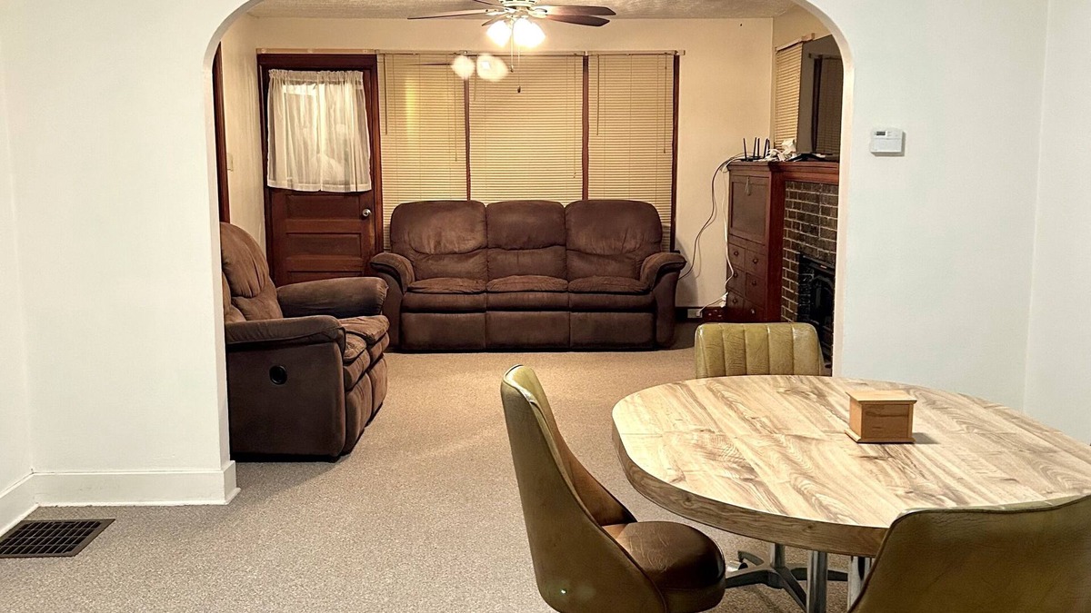 Chestnut Other | Quiet, secluded country home! Clean & Serene
