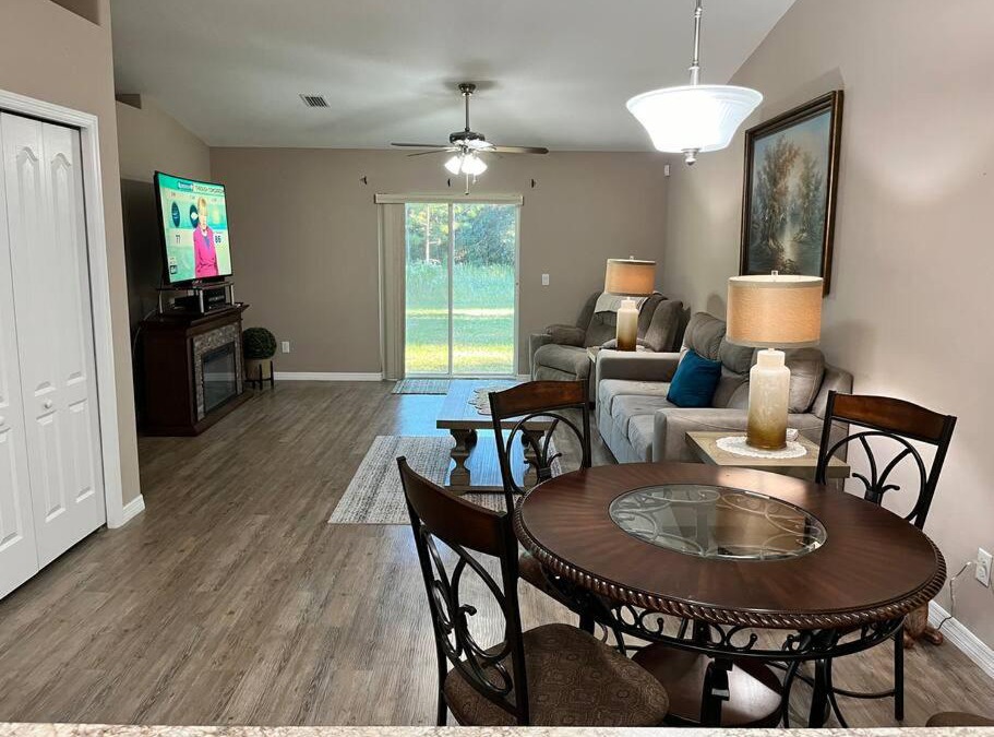Citrus Springs Apartment | Quiet Snowbird Retreat Comfy Affordable