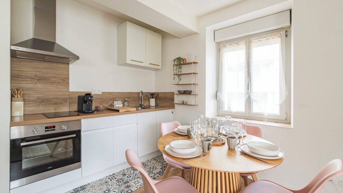 Cormontreuil Apartment | Quiet, spacious apartment near Reims-Cormontreuil shops