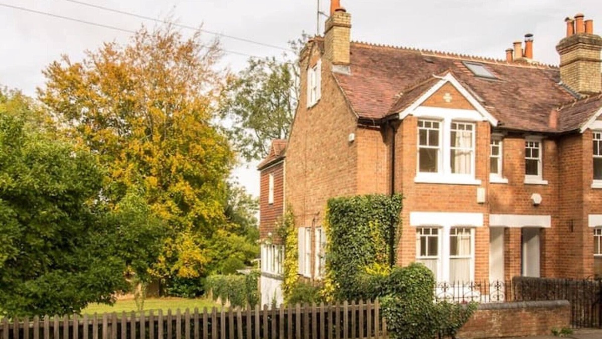 Oxford Cottage | Quiet Spacious Cottage with garden- A comfortable base to explore the City