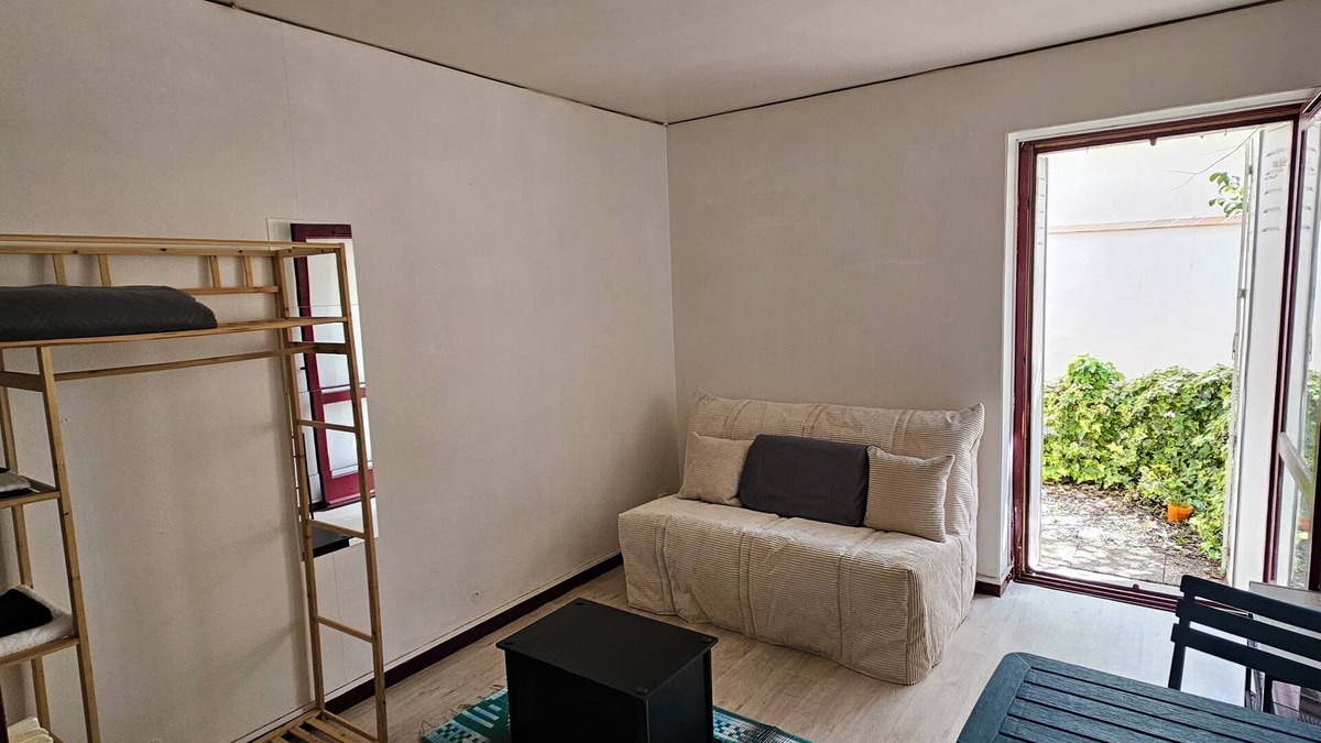 Saint Seurin - Fondaudege Apartment | Quiet studio with garden