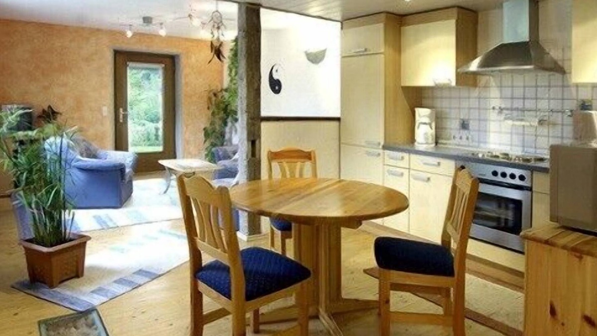 Freidorf Apartment | Quiet vacation apartment according to Chinese Feng-Shui teachings with water bed
