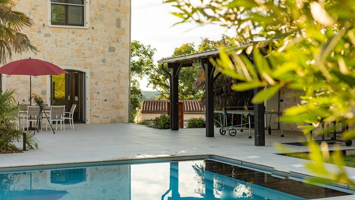 Moncrabeau Villa | Quiet Villa in a country hamlet with AC, private heated pool, pétanque court.